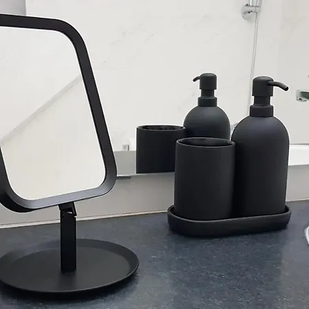 Διαμέρισμα Modern - Comfortable Beds - Wellnes Shower